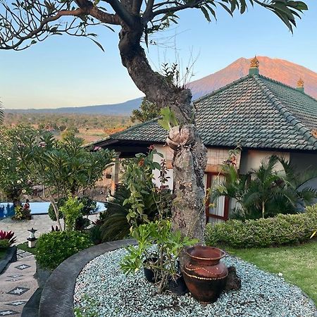 Villa Omah Semar Tulamben Buitenkant foto