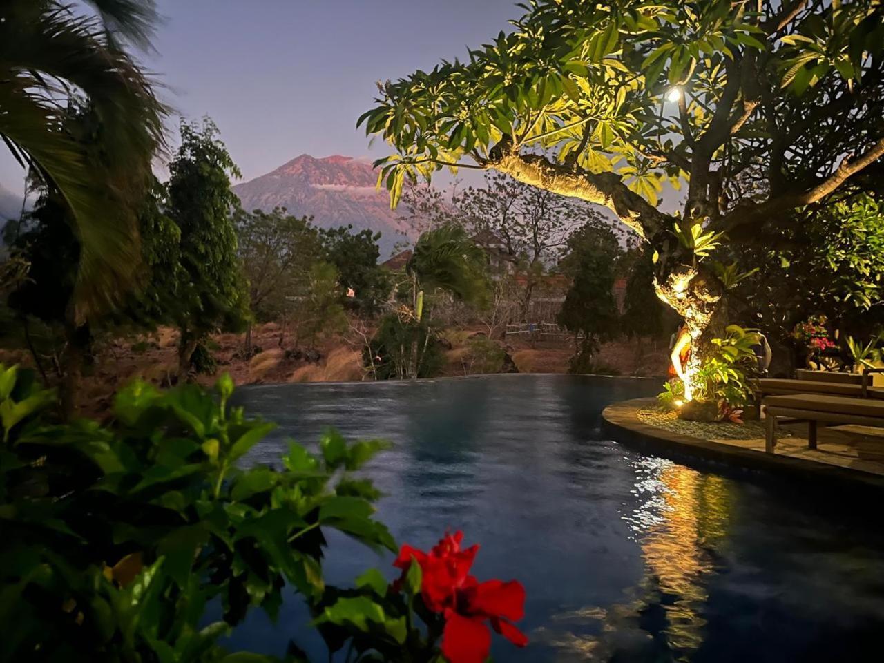 Villa Omah Semar Tulamben Buitenkant foto