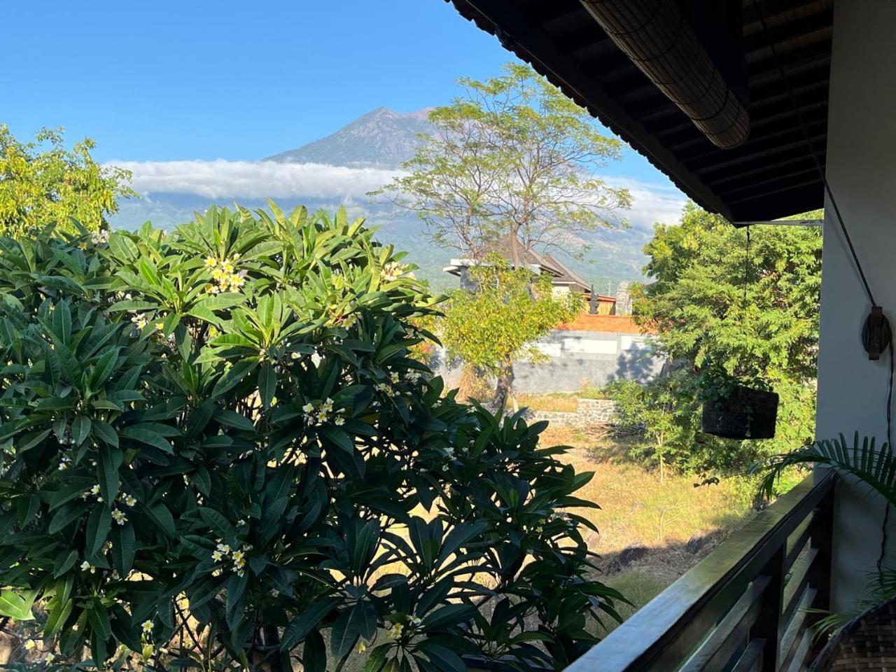 Villa Omah Semar Tulamben Buitenkant foto